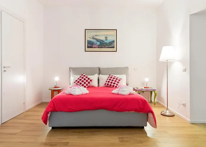 Oui Tree Apartment